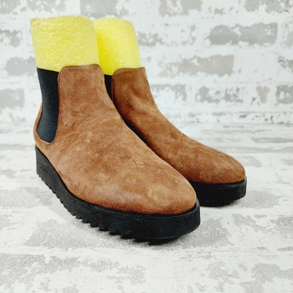 New Amalfi By Rangoni Brown Suede Pull On Chunky Sole Chelsea Boots W687 - Picture 4 of 12
